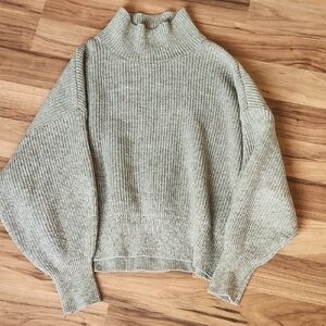 H&M Sweater